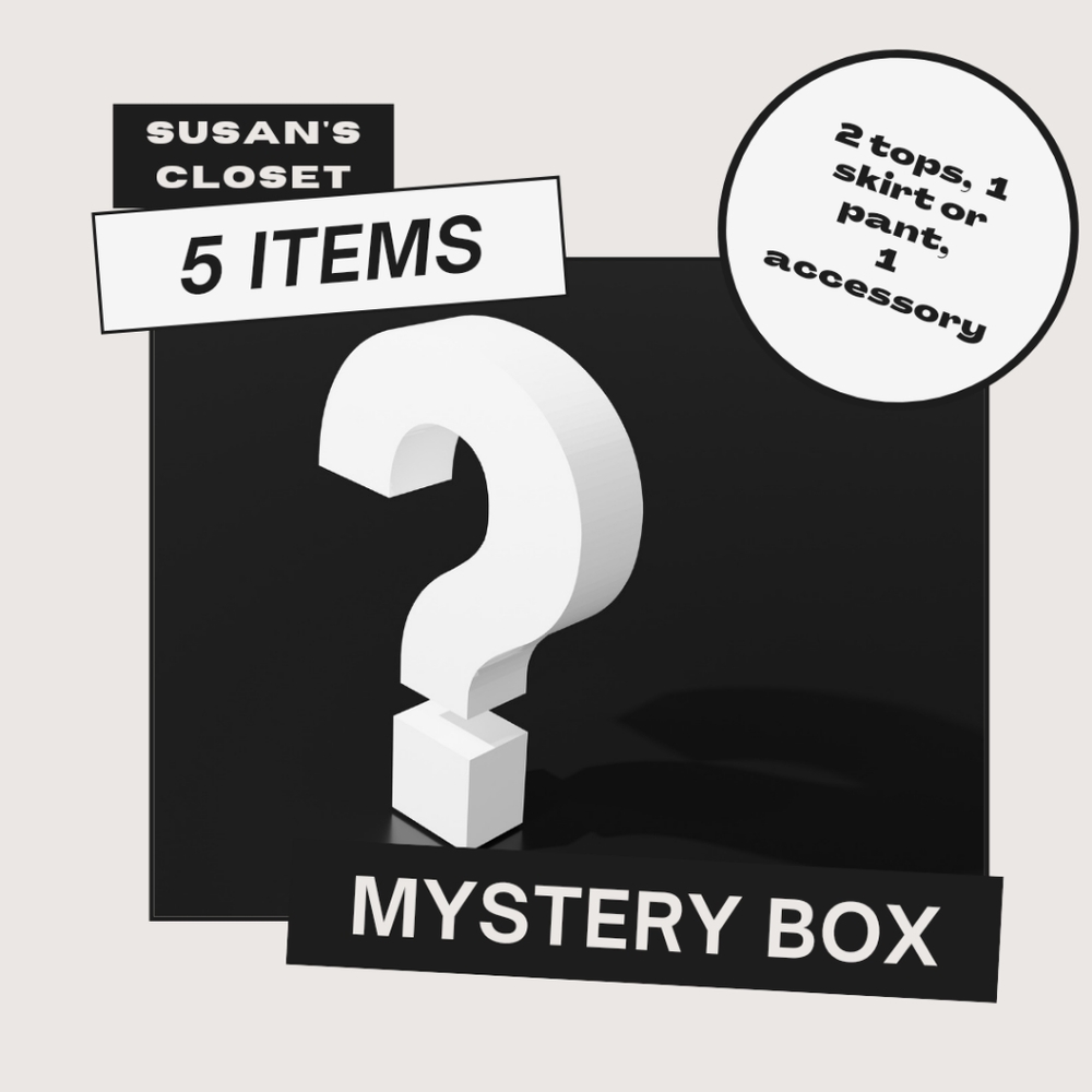 Winter theme 5 piece mystery box!! Size 22/24